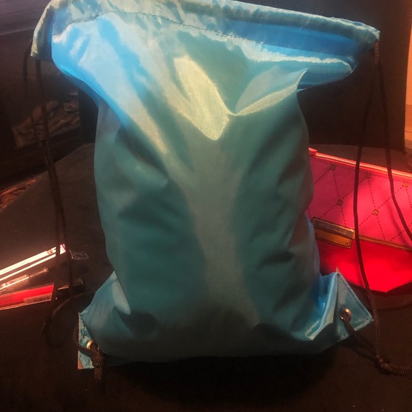 Fashionable Mini Gymnastics Backpack - Picture 3 of 5